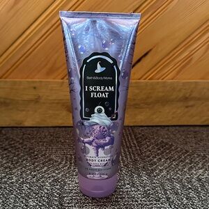 Bath & Body Works I Scream Float Body Cream